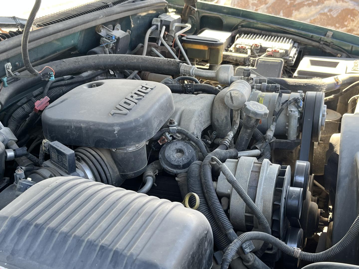 ./imagenes/INVOICE/2019/15951/SUV GMC SUBURBAN (12).JPG